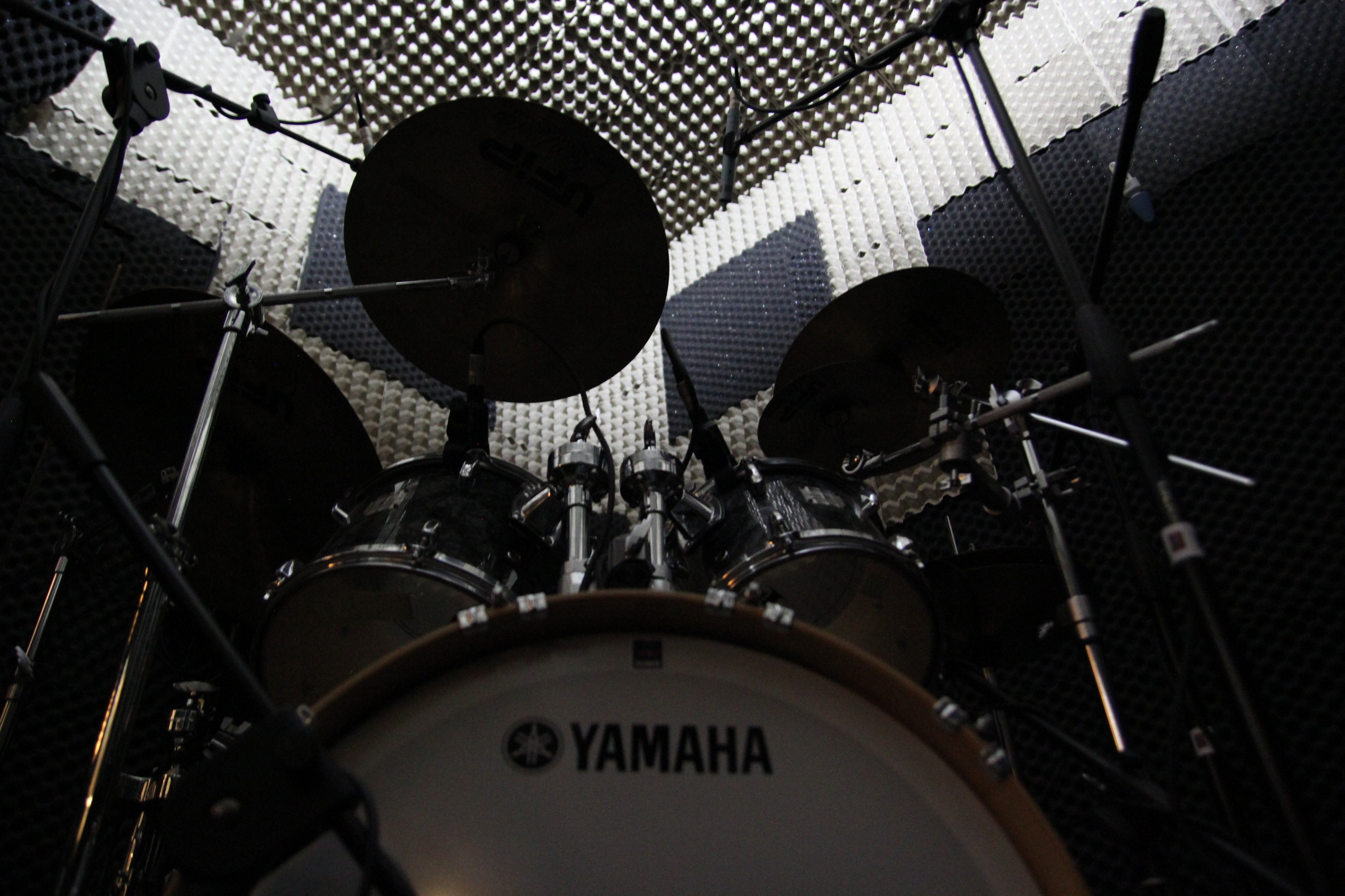 Tascam DM 24 Yamaha HS 80 M